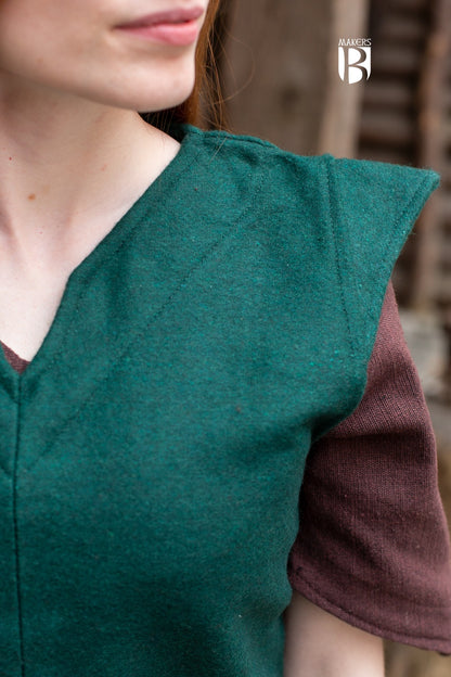 Meril Rund Tunic Meril Green – Zeughaus Armoury